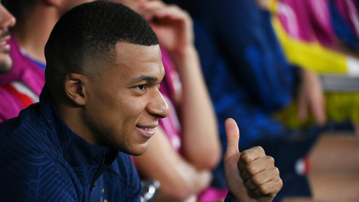 Mbappé préservé, Giroud et Saliba titulaires