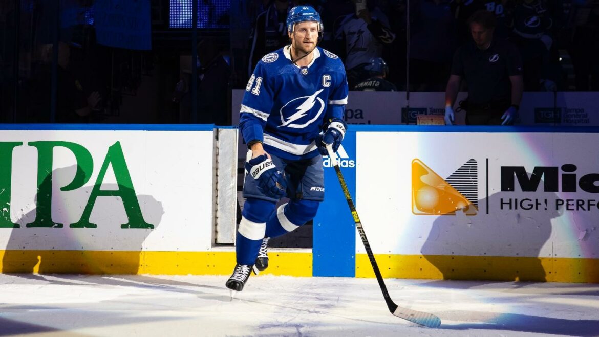 Steven Stamkos should be ‘Bolt for life,’ Lightning coach Jon Cooper says after first-round playoff exit