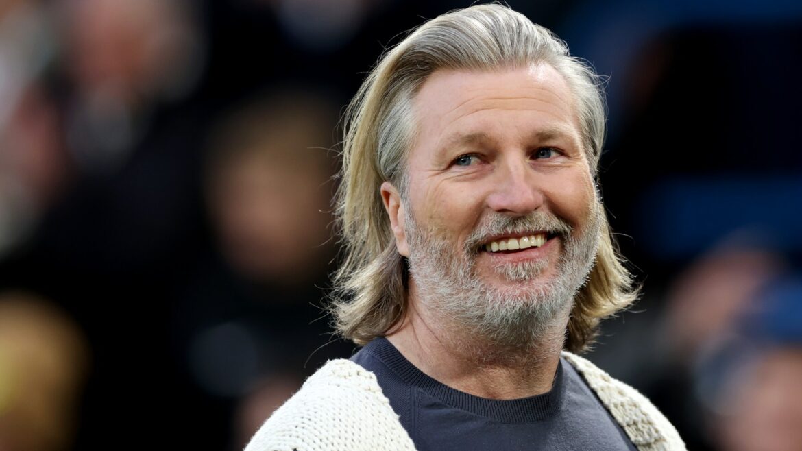 Robbie Savage appointed manager of non-league club and appoints ex-Liverpool star in staff