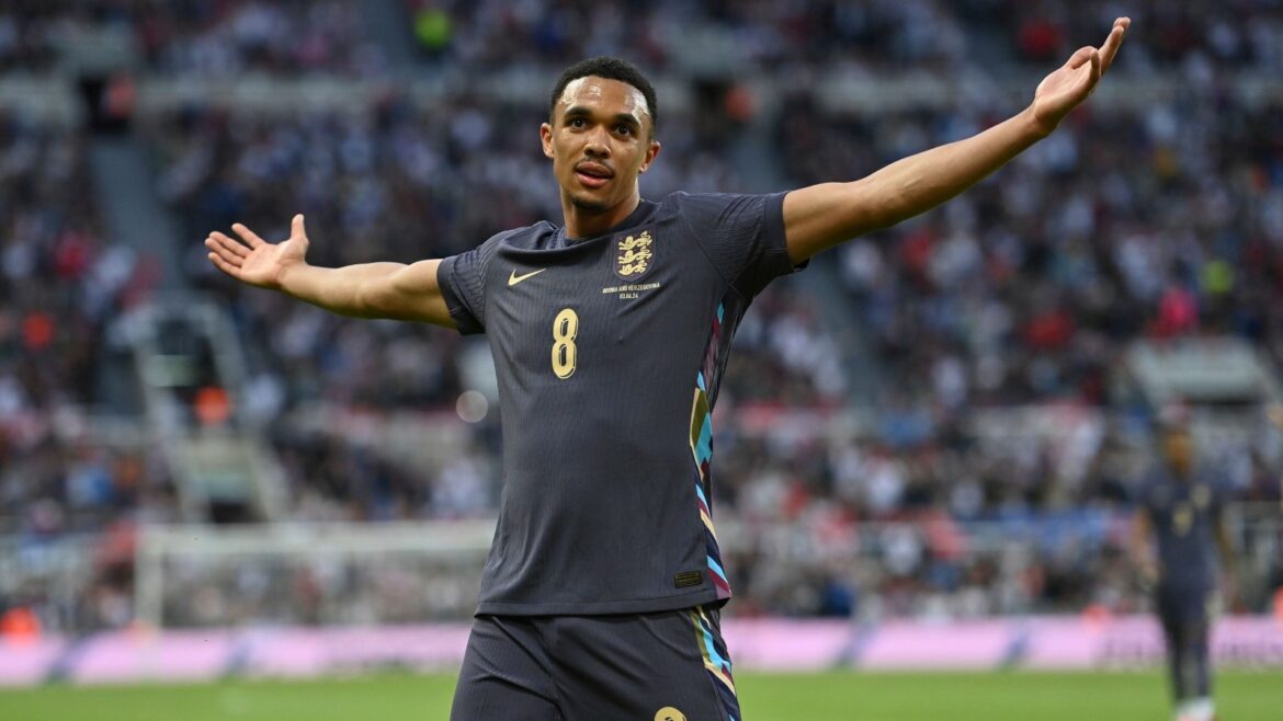 England: Trent Alexander-Arnold compared to Andrea Pirlo and Xabi Alonso