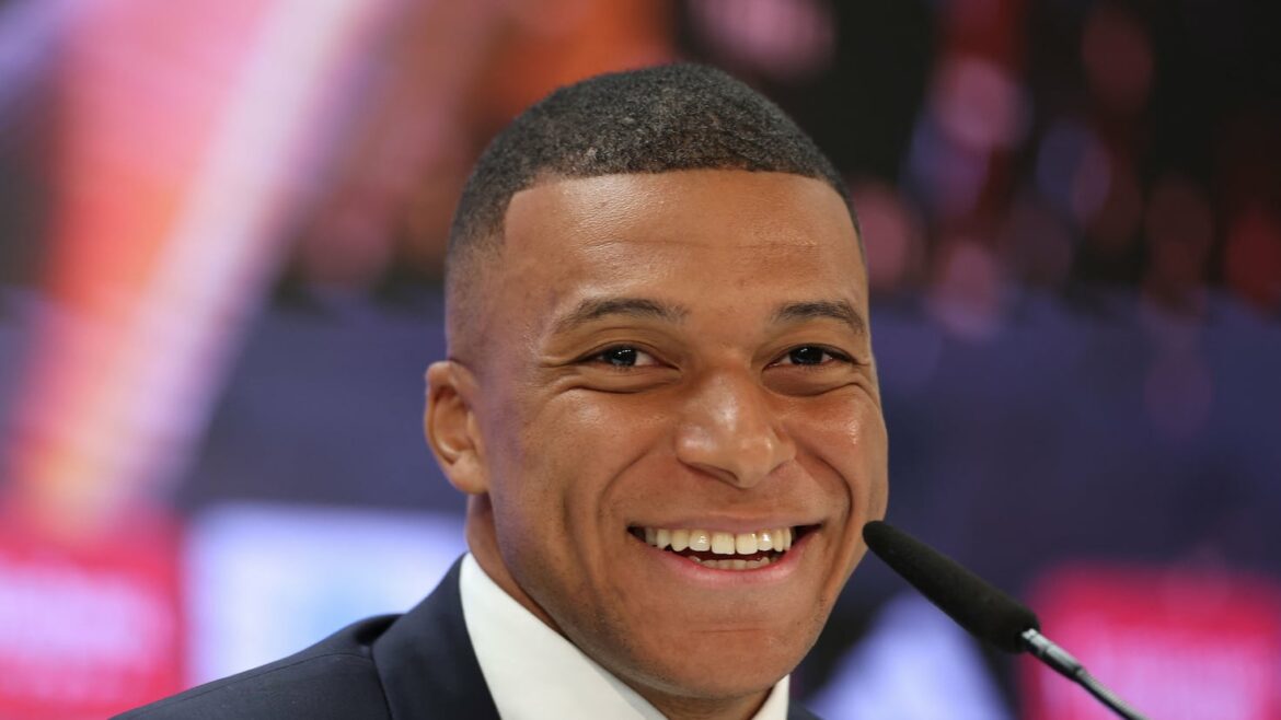 kylian-mbappe-learnt-to-speak-spanish-because-of-cristiano-ronaldo-–-as-usa
