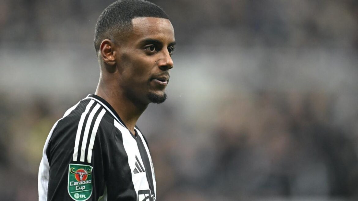Newcastle Receives Good News as PSG Set to Move off From Potential Alexander Isak Replacement