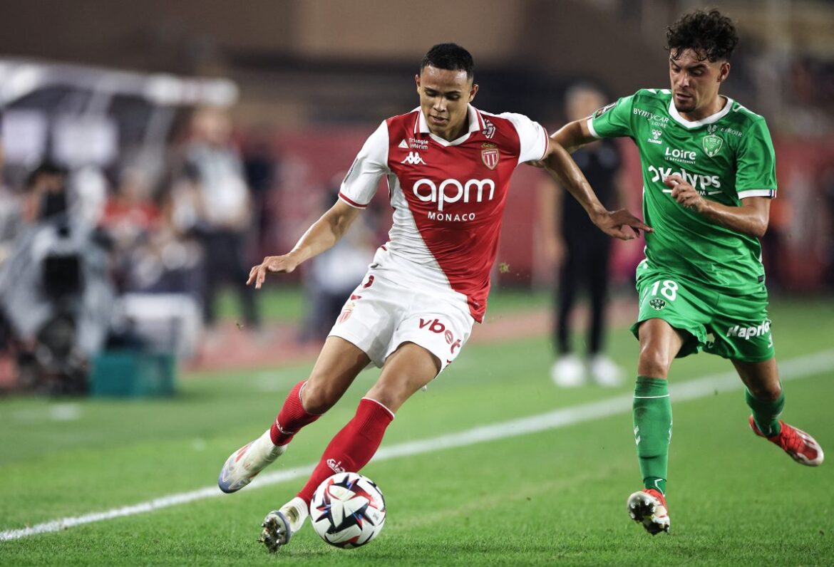 Barcelona turn to Monaco in search of Jules Koundé competition