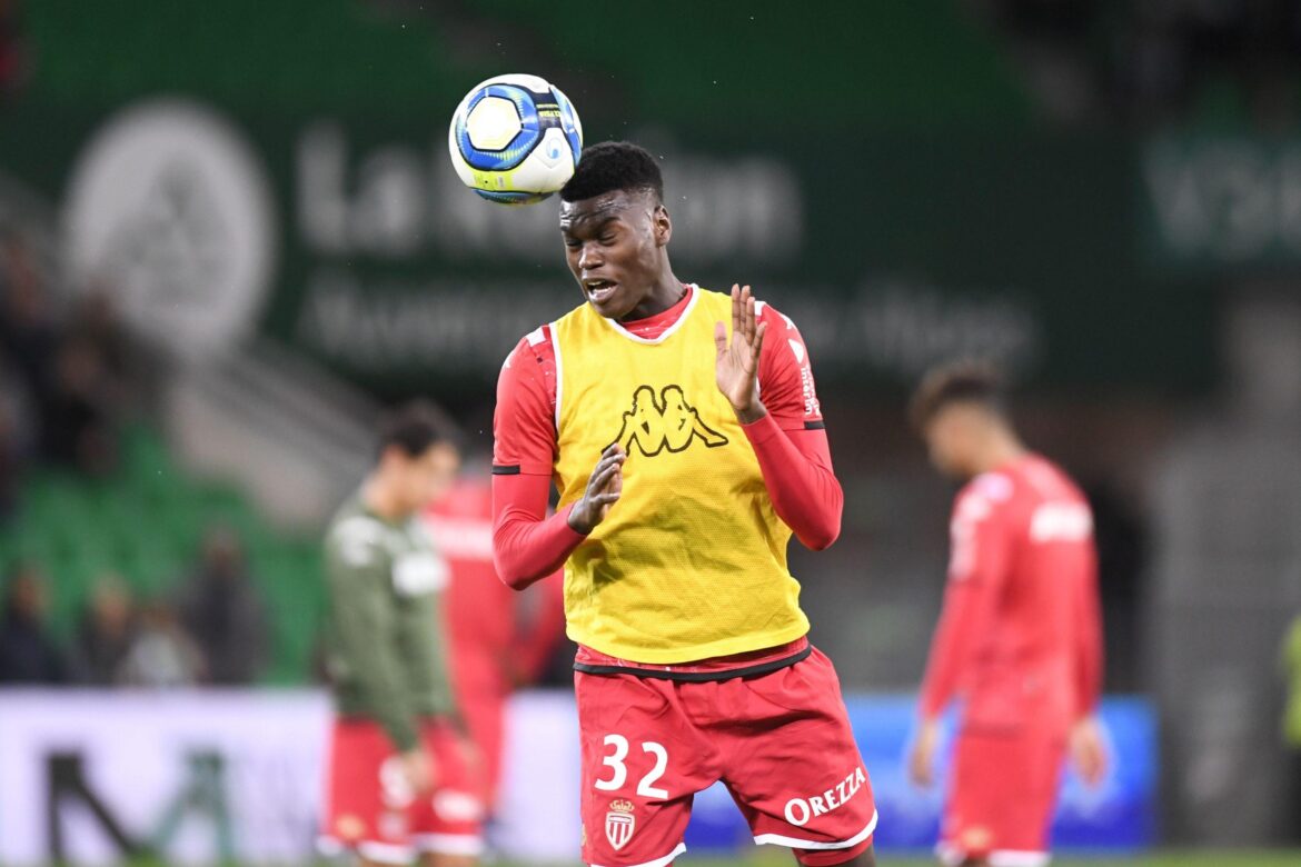 Hammers get serious with £15M defender bid in June | Report – West Ham News: C&H