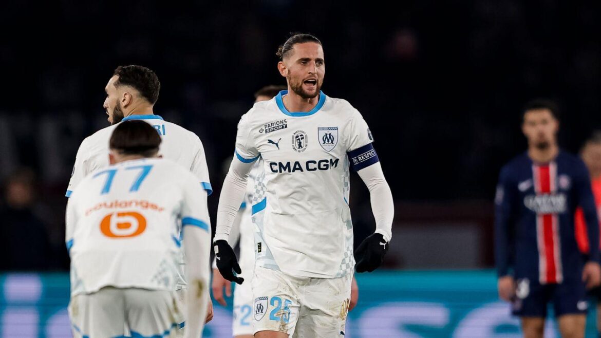 ‘Unacceptable and appalling’ Rabiot abuse condemned as Kounde urges ‘firm’ action – TNT Sports