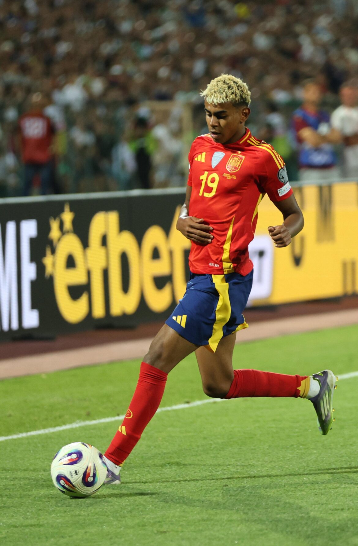 ‘The Ballon d’Or? I’d like Lamine or Pedri to win it, but Dembele or Vitinha deserve it on merit’ – besoccer.com