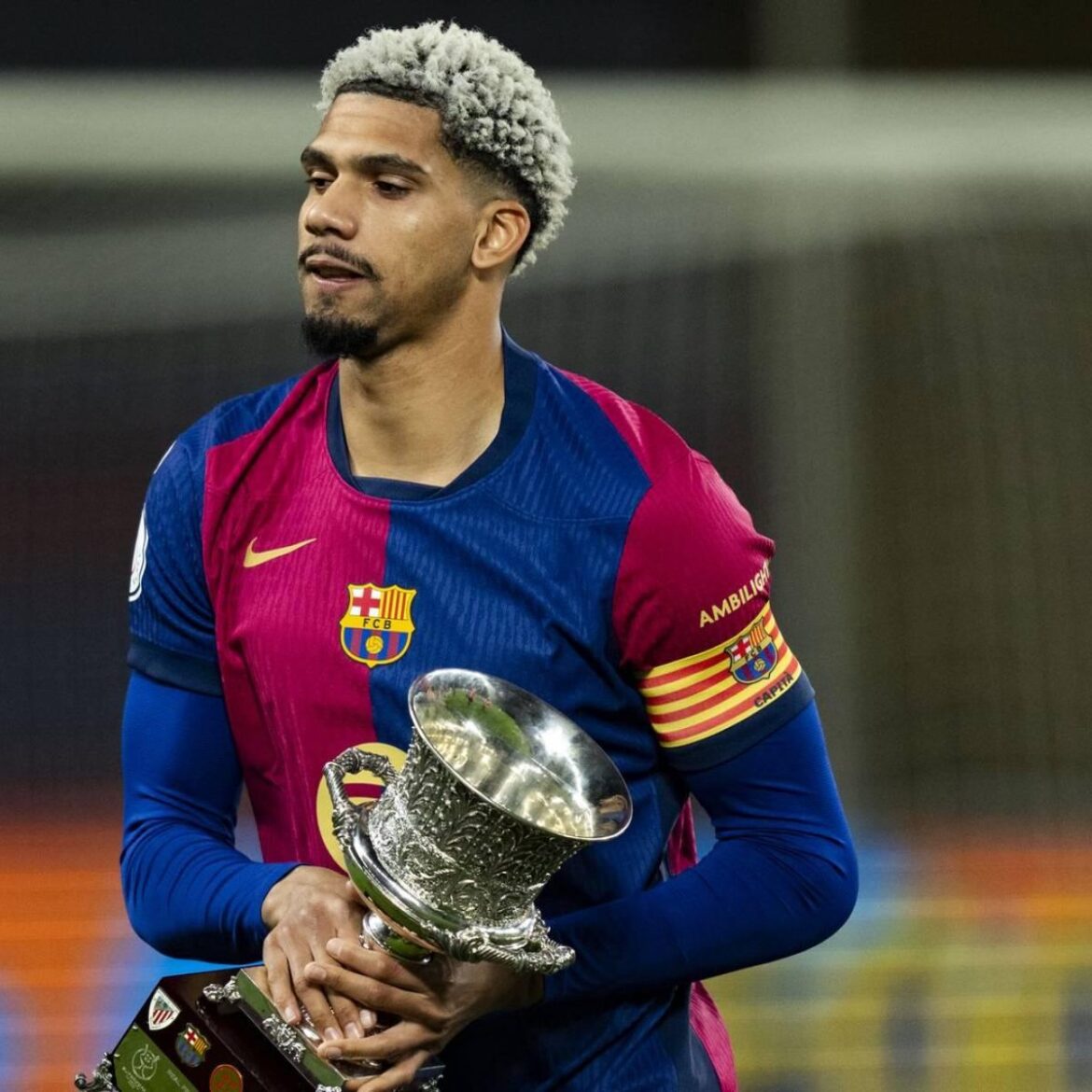 Araujo, Rashford start in a 4-2-3-1 – How Barcelona can line up against Sevilla – Yahoo