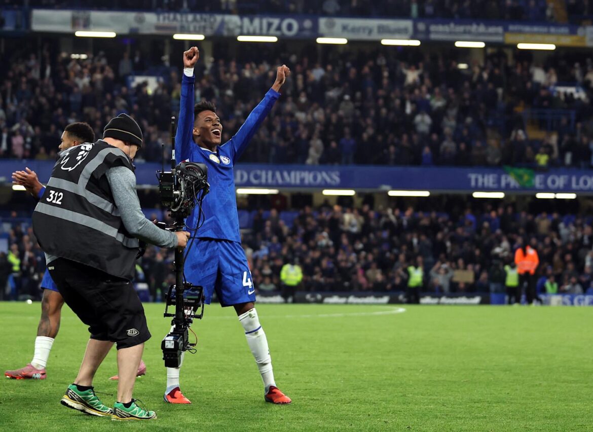 Chelsea get response to €50m bid for ‘extraordinary’ gem as Liverpool ‘internally’ discuss signing him – reports – TEAMtalk