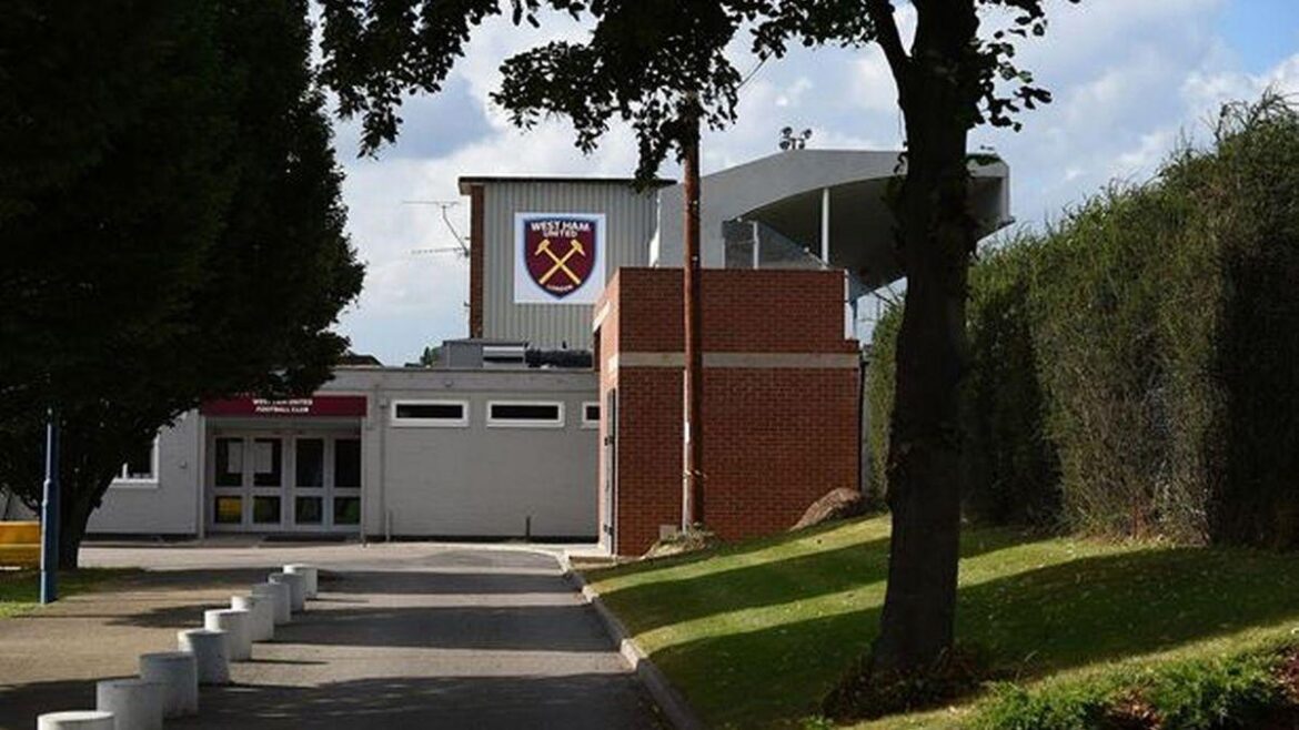 Inside Rush Green | Wednesday work on the training pitch – West Ham United